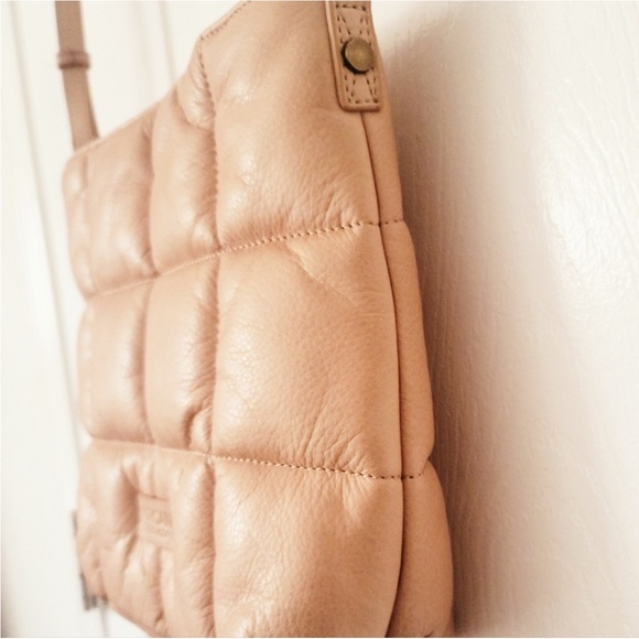 Brand-new American Leather Co Stella Quilted
Crossbody in Butter Rum - Picture 3 of 5